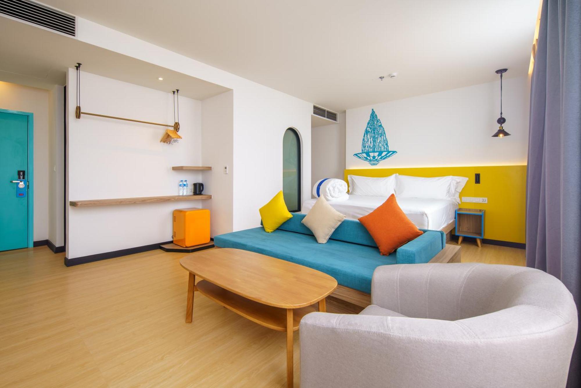 Cosi Vientiane Nam Phu Hotel Exterior photo
